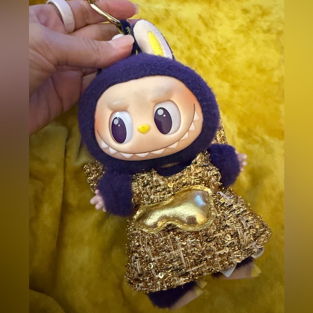 Labubu Pop Mart Wings of Fortune Series Plush Keychain Rare - Picture 2 of 5